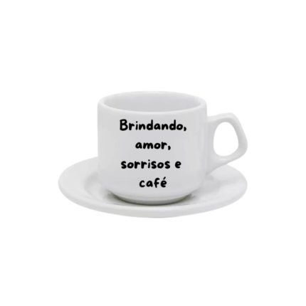 Xicara com Píres Brindando, amor, sorrisos e café